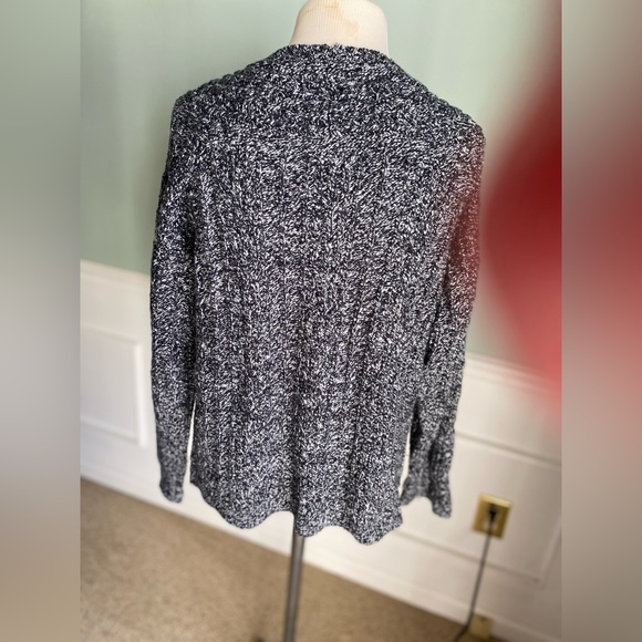 Vintage Liz Claiborne High Crewneck Cable Knit Sweater – Size Large - Picture 2 of 3